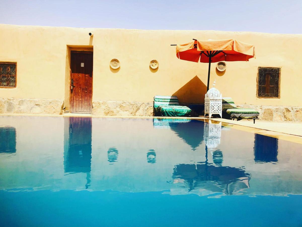 Riad Hotel Les Flamants Merzouga Bagian luar foto