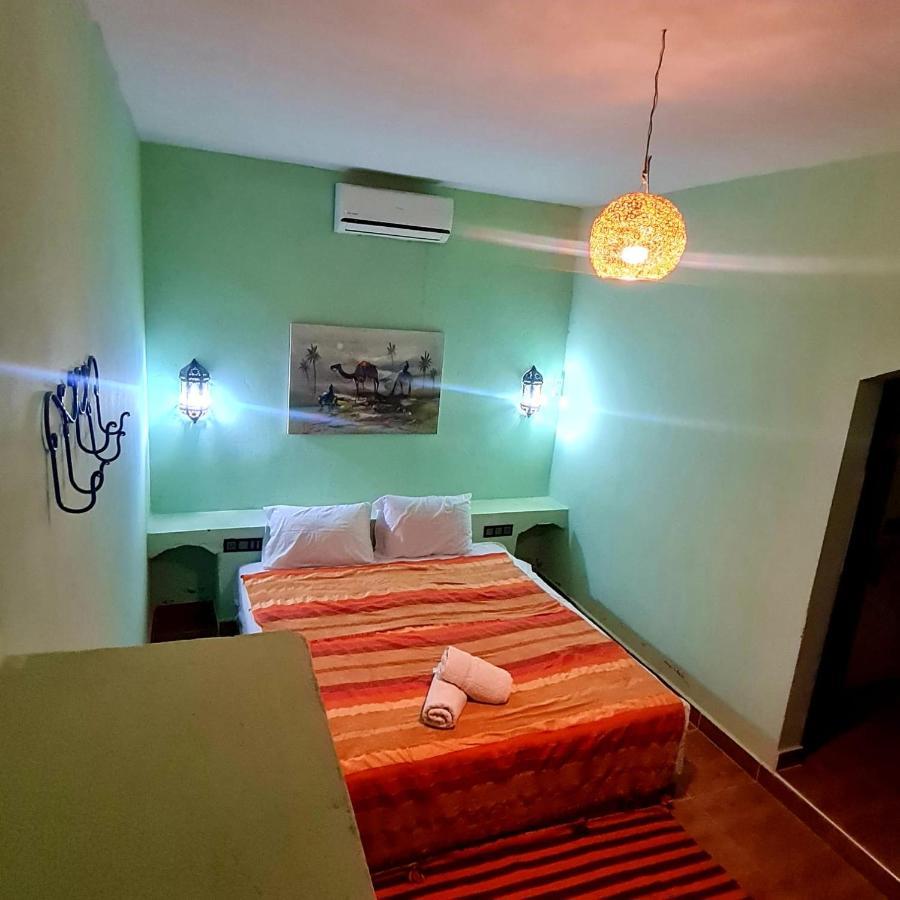 Riad Hotel Les Flamants Merzouga Bagian luar foto