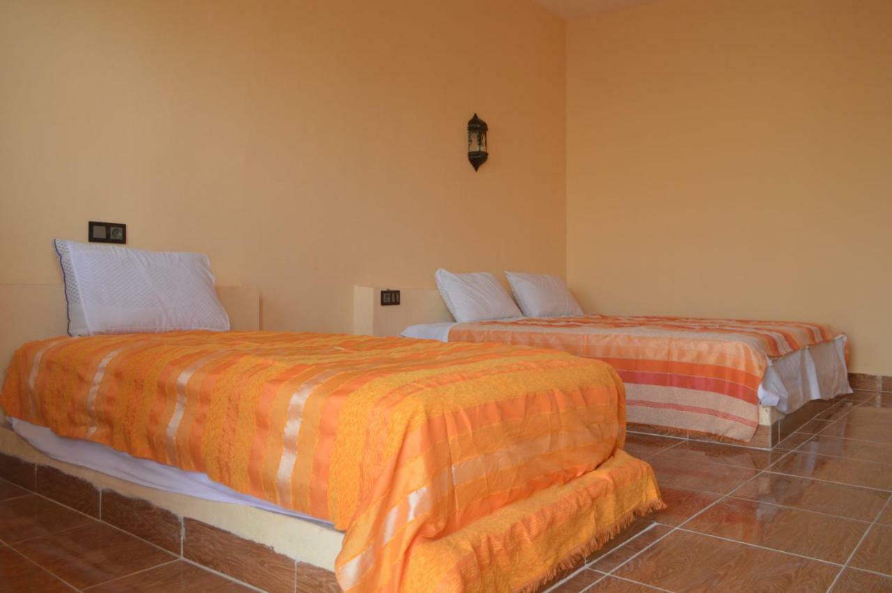 Riad Hotel Les Flamants Merzouga Bagian luar foto